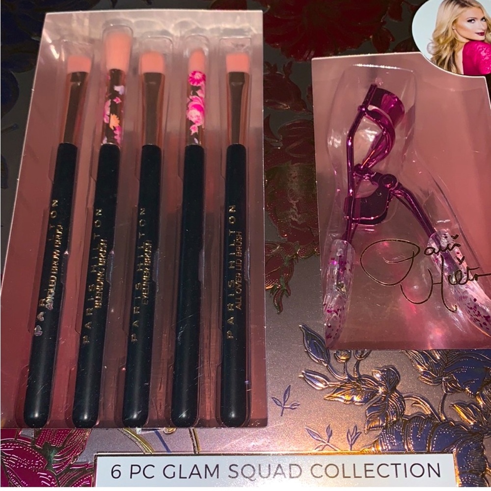 💖🖤 Paris Hilton 6-Piece Glam Squad Collection – Floral-Themed Brushes - Picture 4 of 4